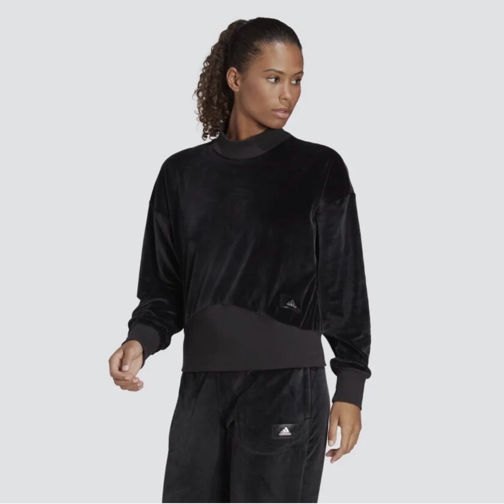 adidas Women's Sportswear Holidayz Cozy Velour Sweatshirt